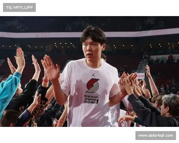 文班亚马因膝伤赛季第14次缺席，距失去评奖资格仅剩4场